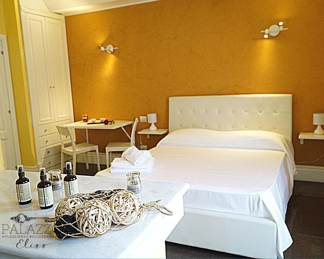 B&B Palazzo Eliss Di Bartocci Srl Margherita Di Savoia Exterior photo