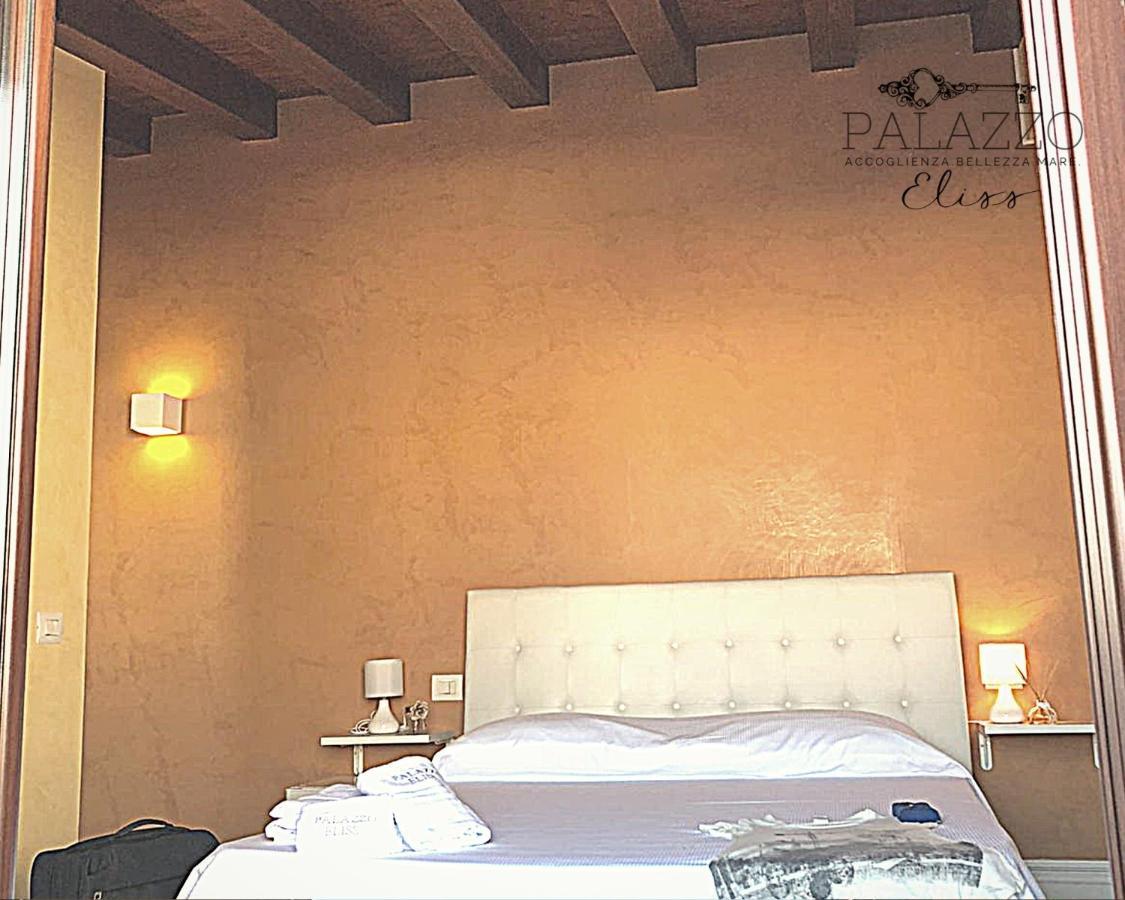 B&B Palazzo Eliss Di Bartocci Srl Margherita Di Savoia Exterior photo